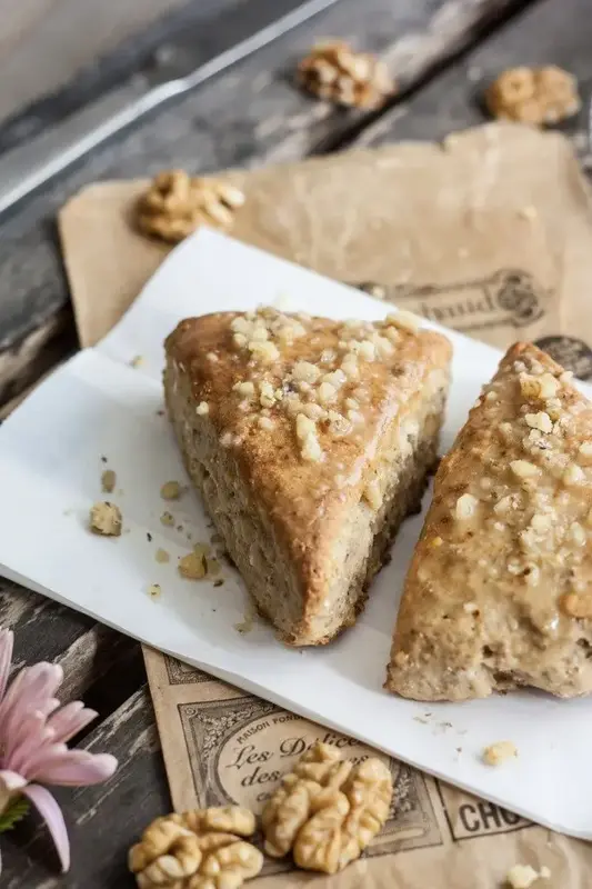 Scones aux noix