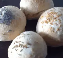 Petits pains variés